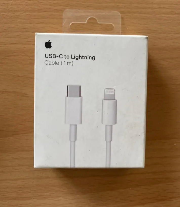 کابل تبدیل USB-C به لایتنینگ مدل A1703 طول 1 متر