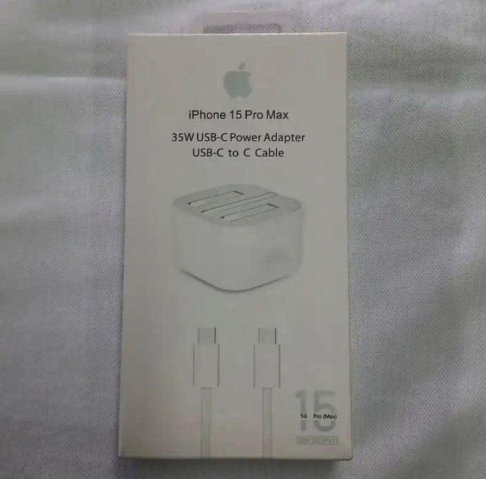 شارژر دیواری 35 وات مدل Phone 15 pro max 35 به همراه کابل