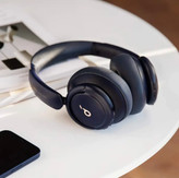 هدفون بلوتوثی انک مدل SoundCore Life Q30 با نویز کنسلینگ فعال (ANC) درگاه شارژ - USB Type دارای میکروفون دوگانه با حذف نویز مجهز به فناوری Hies Audio دارای حالت Transparency برای شنیدن صدای محيط