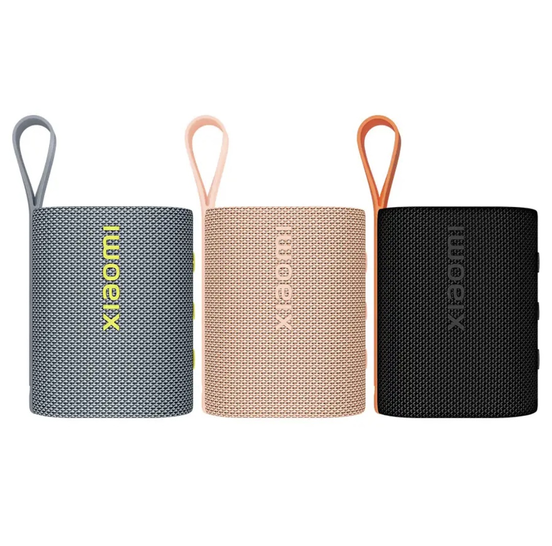 اسپیکر بلوتوثی قابل حمل شیائومی مدل Sound Pocket، با توان خروجی 5 وات و نسبت سیگنال به نویز 70 دسی بل